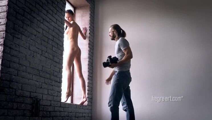 Eva the Beautiful Contortionist Gets Undressed