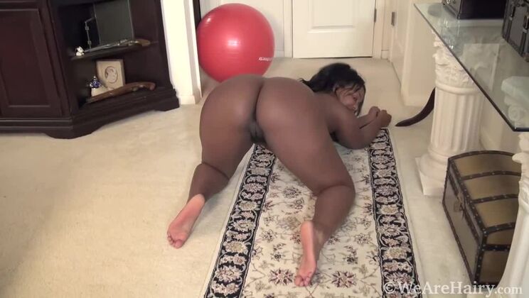 Bobbie Rains Gets Naked and Plays