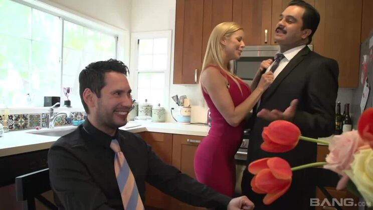 Alexis Fawx Cummed On By Stud