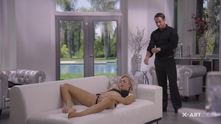 Alexa - Blonde Seduction