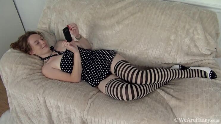 Solo Action With Ana Molly On The Sofa