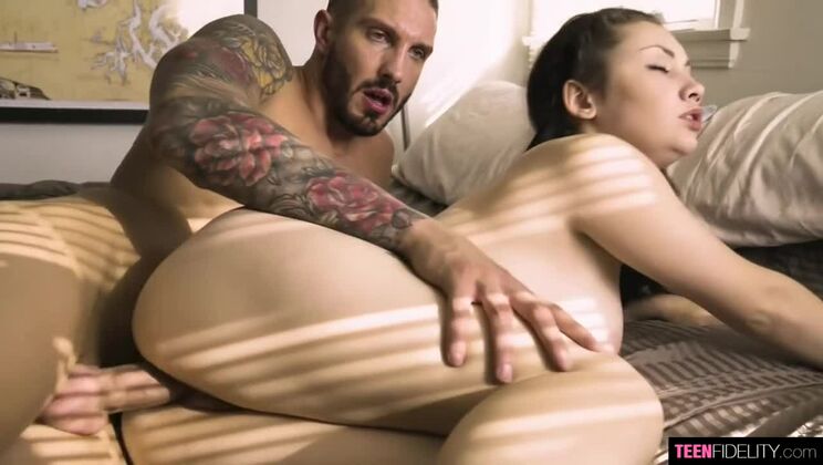 [TeenFidelity] - Hairy Brunette Lenna Lux Enjoys Quinton James - Lenna Lux - Quinton James - Leena Lux