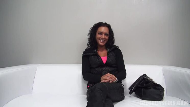 [CzechCasting] - Czech Brunette Linda Gets Juicy