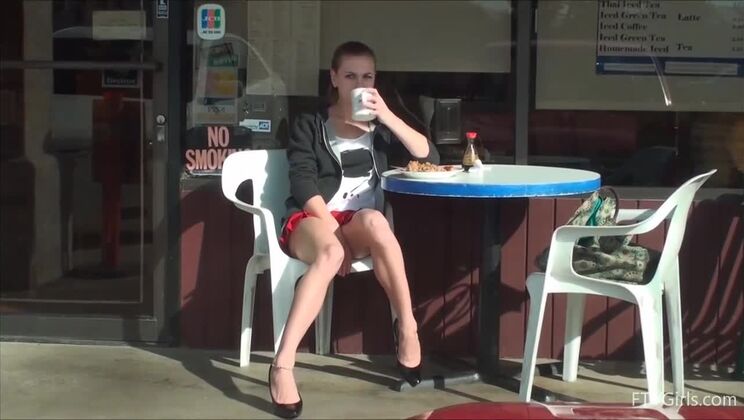 Teen Solo Porn Debut 4