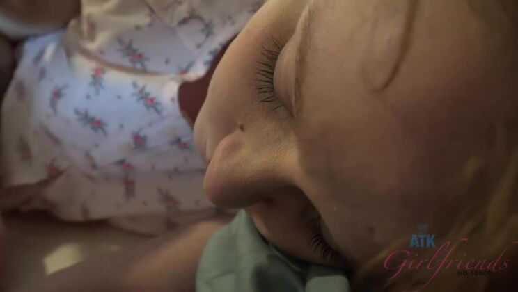 POV Creampie with Your Girlfriend Lucy Valentine