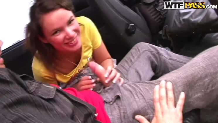 [PickupFuck] - Mia's Brunette Pussy Pierced and Fucked by Vova - Mia - Vova