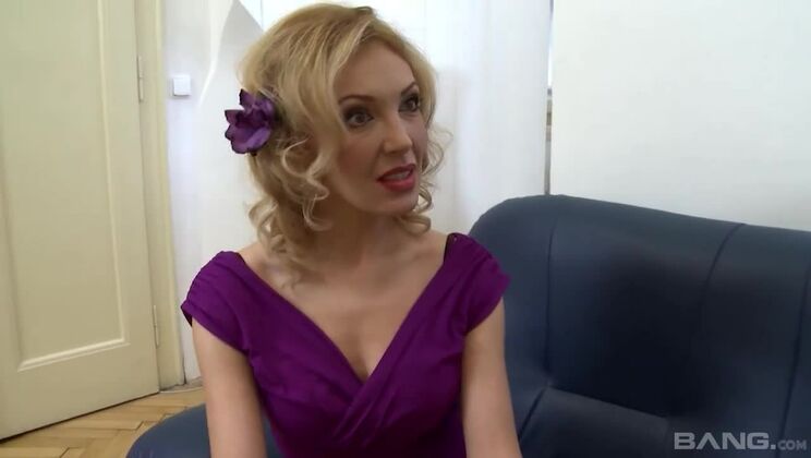 Gina Monelli in Stockings Gives You a Hardcore Blowjob