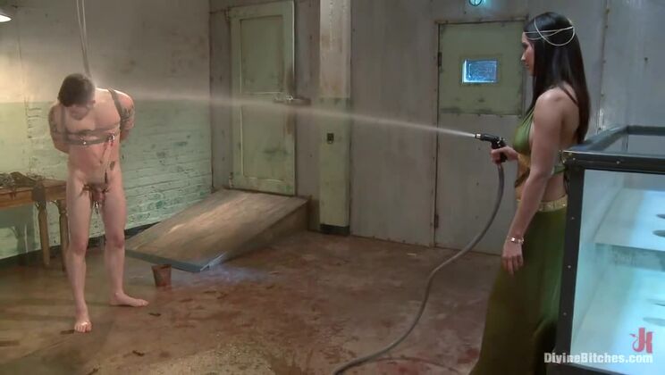 Wolf Hudson's Fingering and BDSM Nightmare with Isis Love