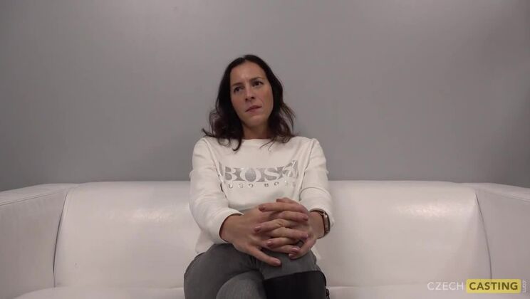 Sultry Brunette Jarka In Action