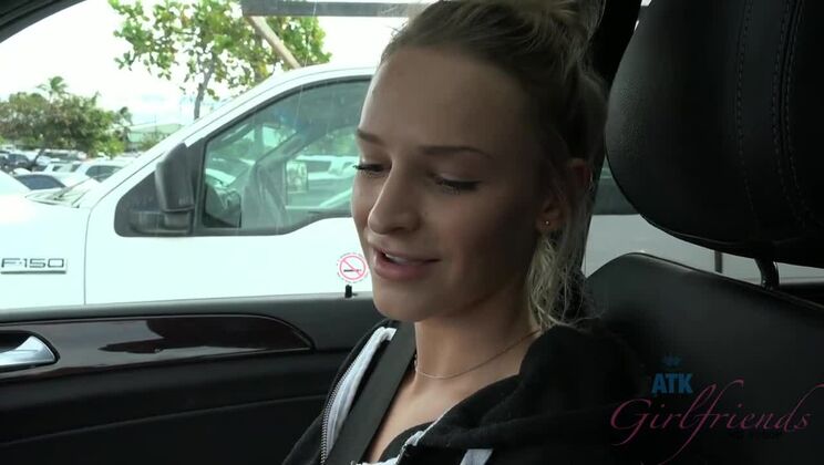 [ATKGirlfriends] - Emma Hix - Tattooed Girlfriend Having Fun in the Ocean - Emma Hix