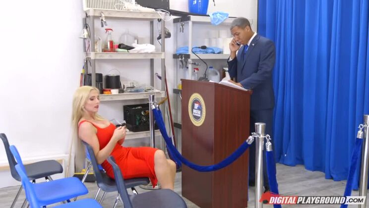 [DigitalPlayground] - Blonde Christie Stevens Meets Wild Presidents