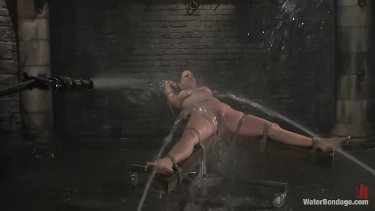 Mia Bangg plays with The Sarge