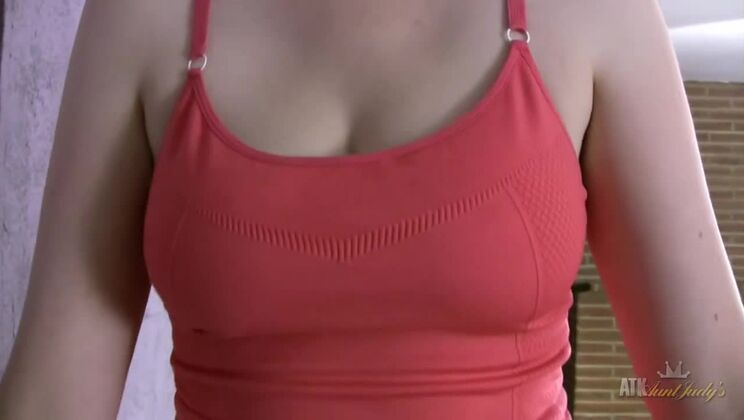 Inara Byrne Big Tits Solo