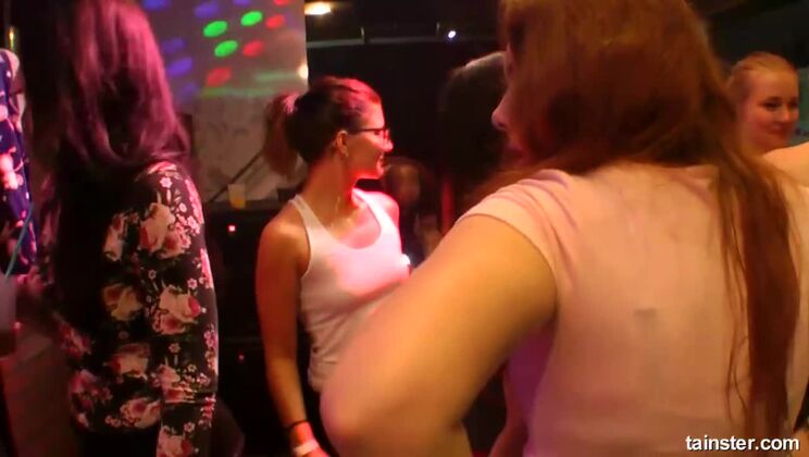 [Tainster] - Hot Lesbians Lilli Vanilli and Keira Party