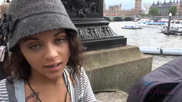 Holly Hendrix Gives Quick Head Before Sightseeing