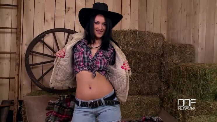 Betty - Naughty Nation