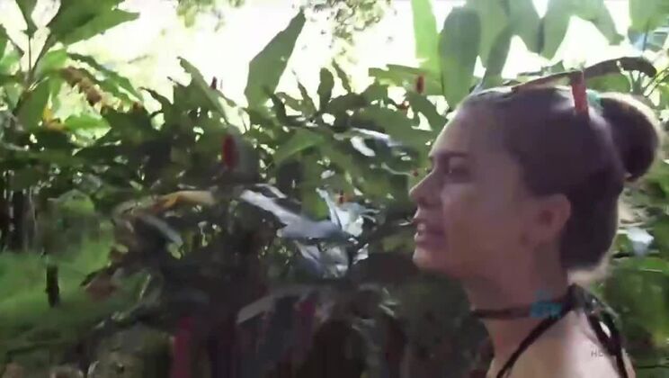 [ATKGirlfriends] - Jill Kassidy Sucks Dick on the Road to Hana - Jill Kassidy