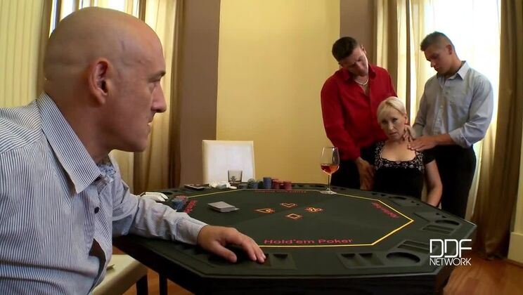 Samantha White Gets Wild