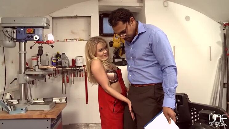 [OnlyBlowjob] - Barra Brass - Sizzling Blond Seduction - Barra Brass