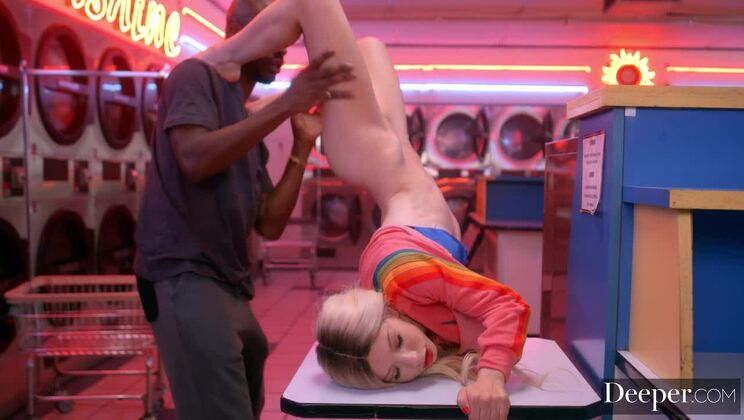 [Deeper] - Standing Doggystyle with a Stranger - Kenzie Reeves - Anton Harden