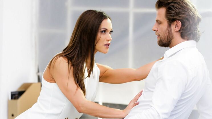 Blonde Free Office Affair