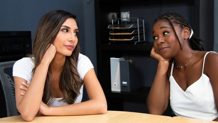 [WebYoung] - Boring Work Day With My Ebony Daughter - Gianna Dior - Hazel Grace