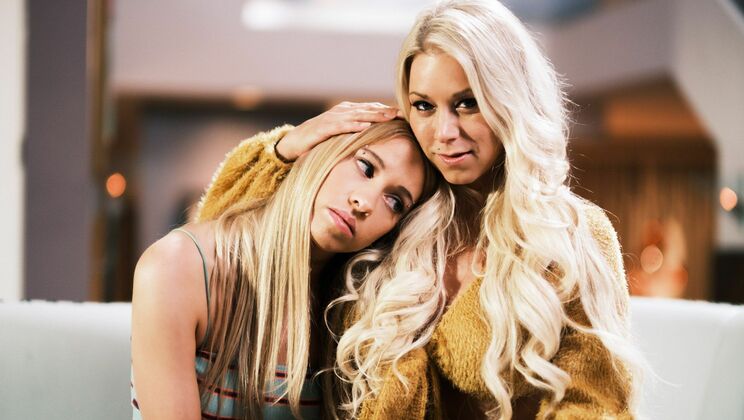 [Mommy'sGirl] - I Don't Want To Talk About Our Lesbian Affair - Katie Morgan - Khloe Kapri