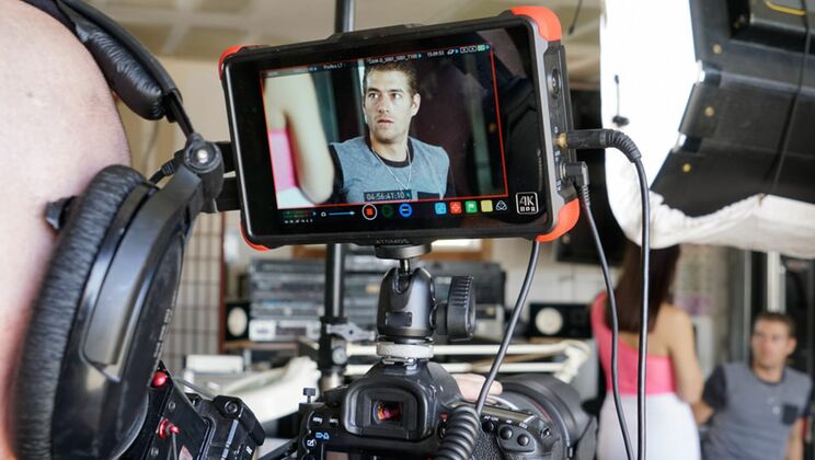 Roadie: Behind the Scenes with Valentina Nappi