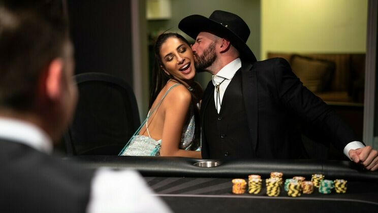 [Babes.com] - Fleeced And Fucked Hard - Gianna Dior - Stirling Cooper