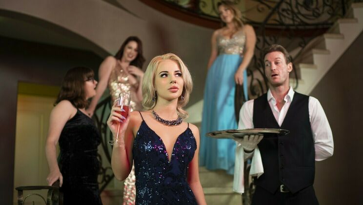 [Babes.com] - Blondie Gets Fucked in the Bathroom - Ryan Mclane - Bella Elise Rose