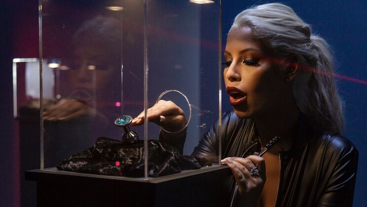 [Brazzers] - The Big Ass Bandit