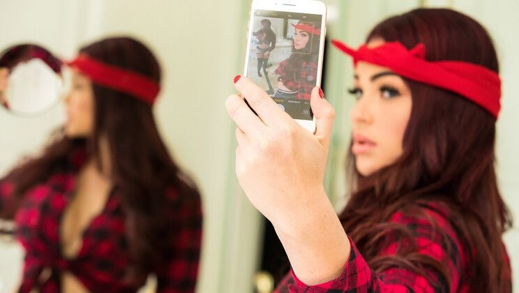 Big Cock for Your Selfie