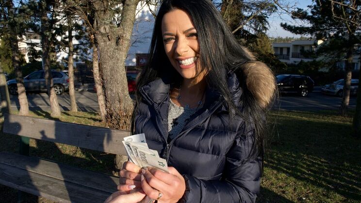 Blowjob and Cumshot for Big Tits Babe