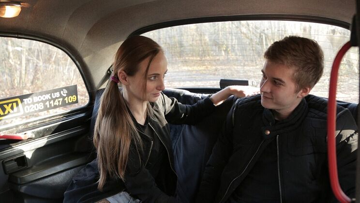 [FemaleFakeTaxi] - Fuck Me in Fishnets - Lady Bug - Logan Lech