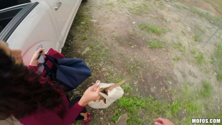 [StrandedTeens] - Her Baggage is Left in the Car - Sean Lawless - Gabriela Lopez