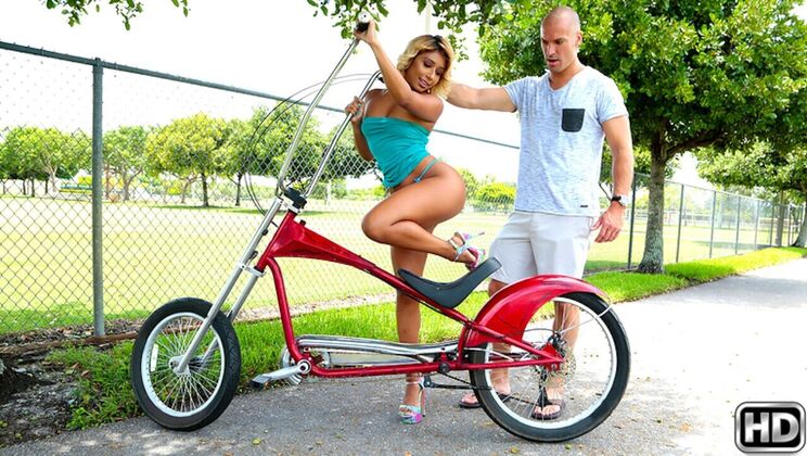 Pussy Piper Fucked Deep