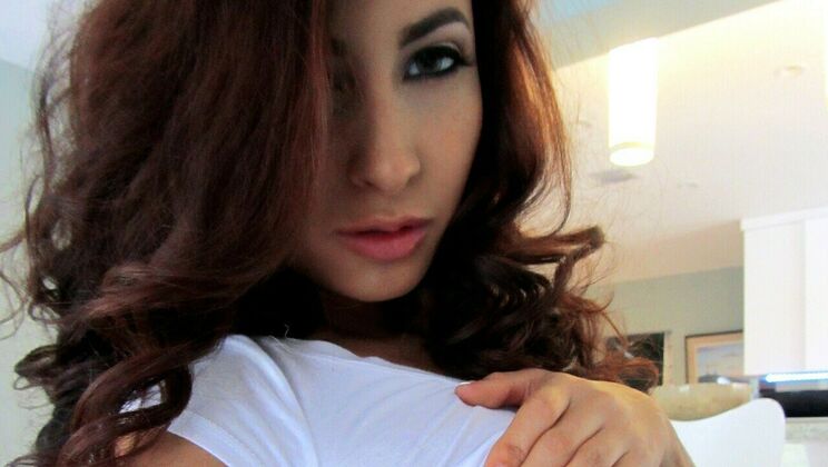 [LatinaSexTapes] - Latina Sex Bomb Jade Jantzen - Jade Jantzen