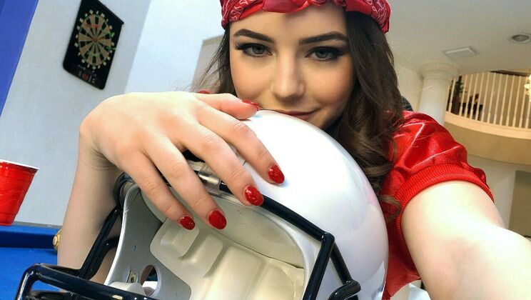 [IKnowThatGirl] - Lost Bet Amateur Kylie Quinn