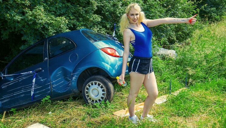 [StrandedTeens] - Busty Brit Gives Head to Rescuer - Grace Harper