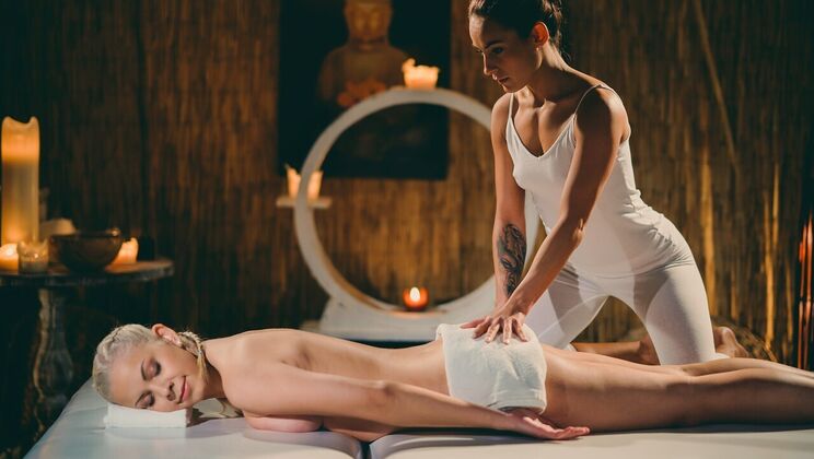 [MassageRooms] - Czech Lesbians Julia Parker and Lexi Dona in Oiled Fisting and Sex - Julia Parker - Lexi Dona