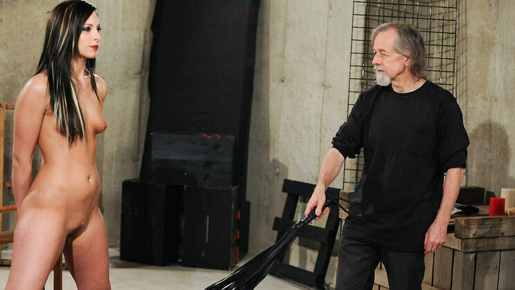 Whips and Chains: Jade's Obedience