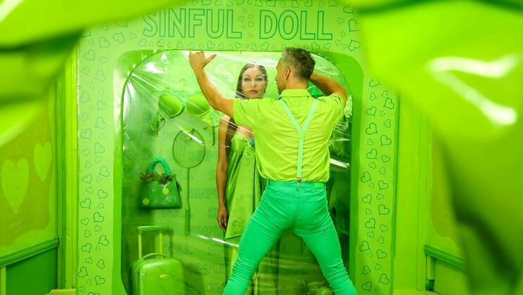 [SinfulXXX] - Green Temptation with Angelica Heart - Angelica Heart - Lutro Maestro