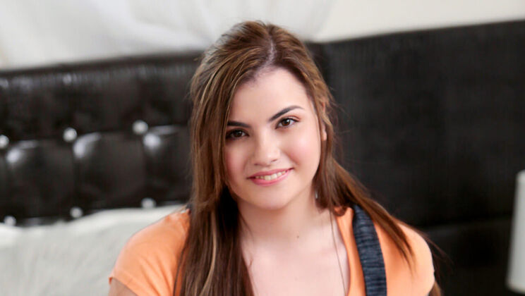 [FamilyStrokes] - Sneaky Family Affairs