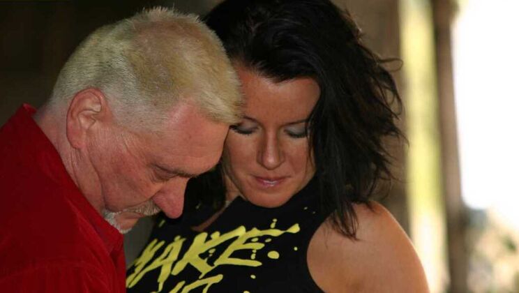 [Oldje] - Sexy Lumberjack Girl Gets Fucked - Pitton - Yllen