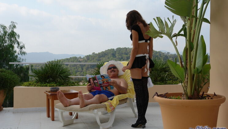 Young Girl Gets Fucked at Paradise Hotel