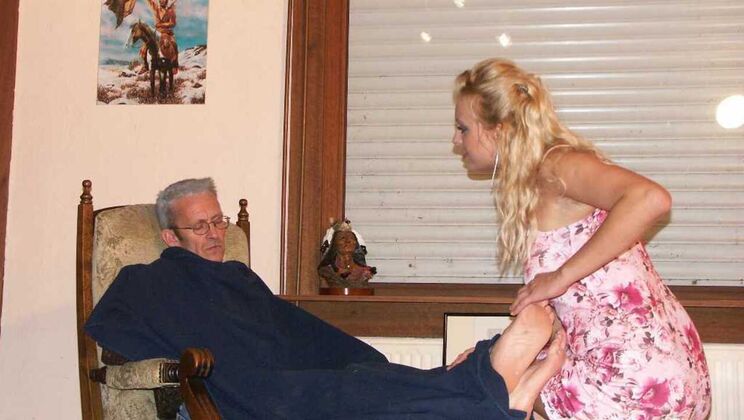 [Oldje] - Big Tits Body Massage