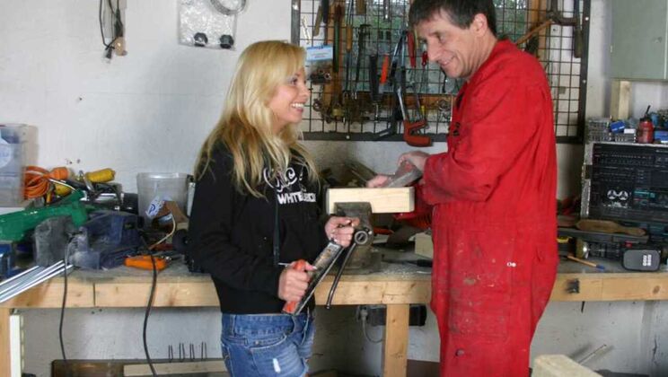 Deepthroat Blowjob with Sharka Blue and Andre