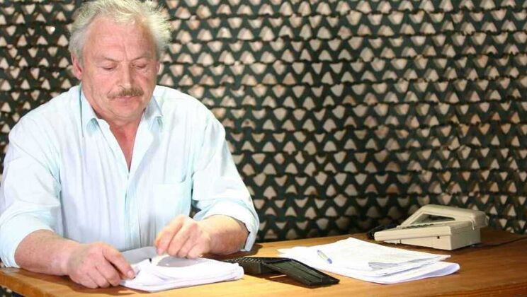 Swallowing Seduction: Paula Dark's Specialty