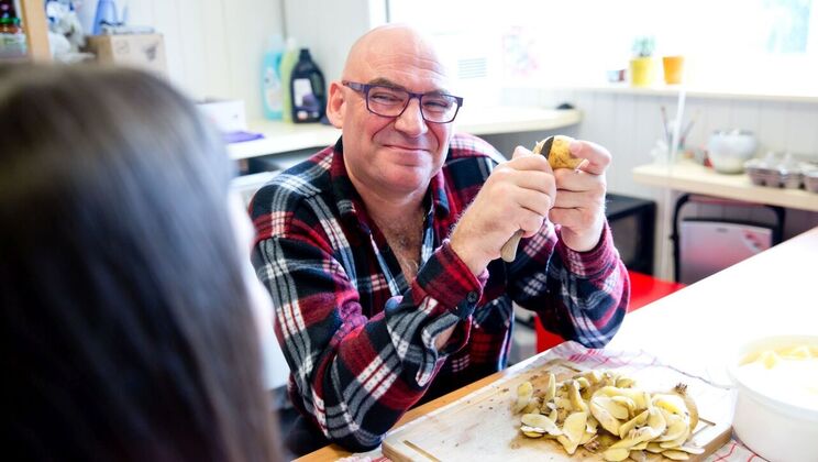 [Oldje] - Teen and Mature Blowjob Fun - Jan - Brittney Babe