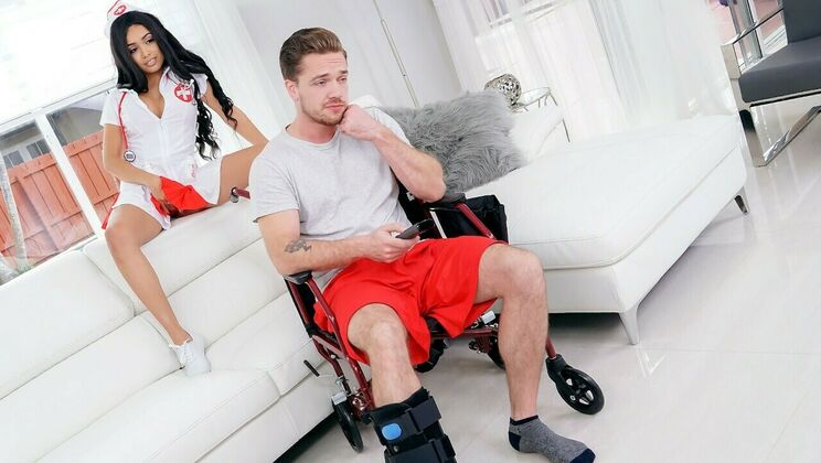 [IKnowThatGirl] - Risque Nurse Gives Unforgettable Head - Aaliyah Hadid - Kyle Mason